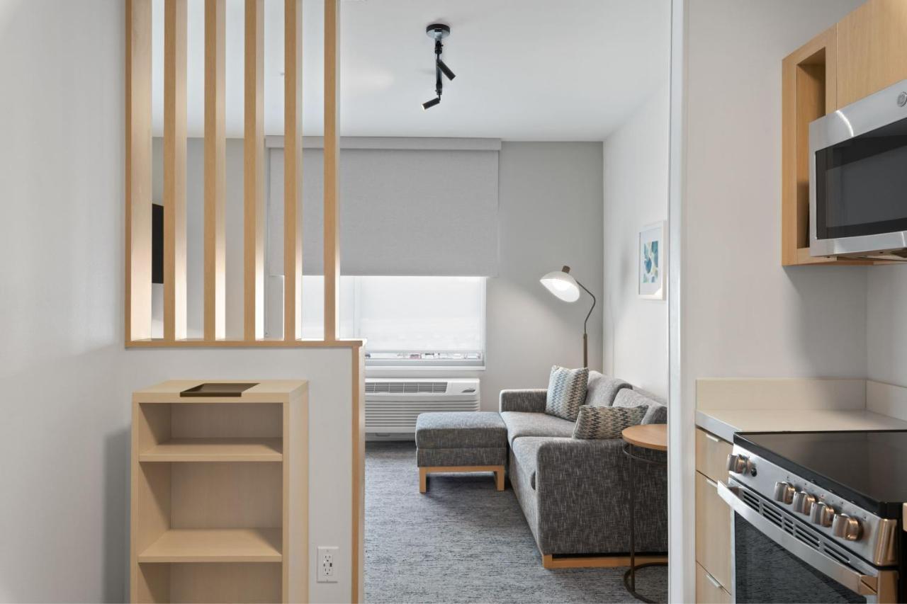 Towneplace Suites By Marriott White Hall Екстериор снимка