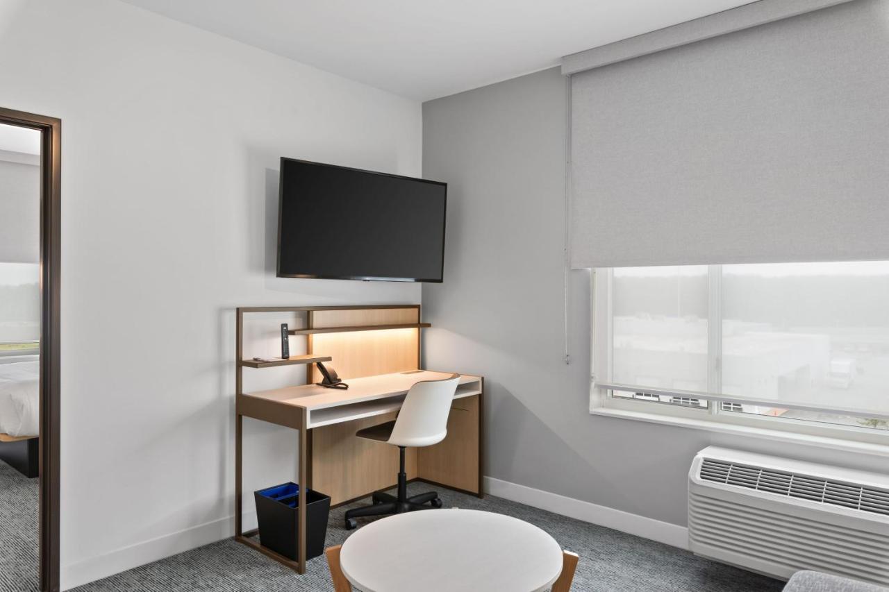 Towneplace Suites By Marriott White Hall Екстериор снимка