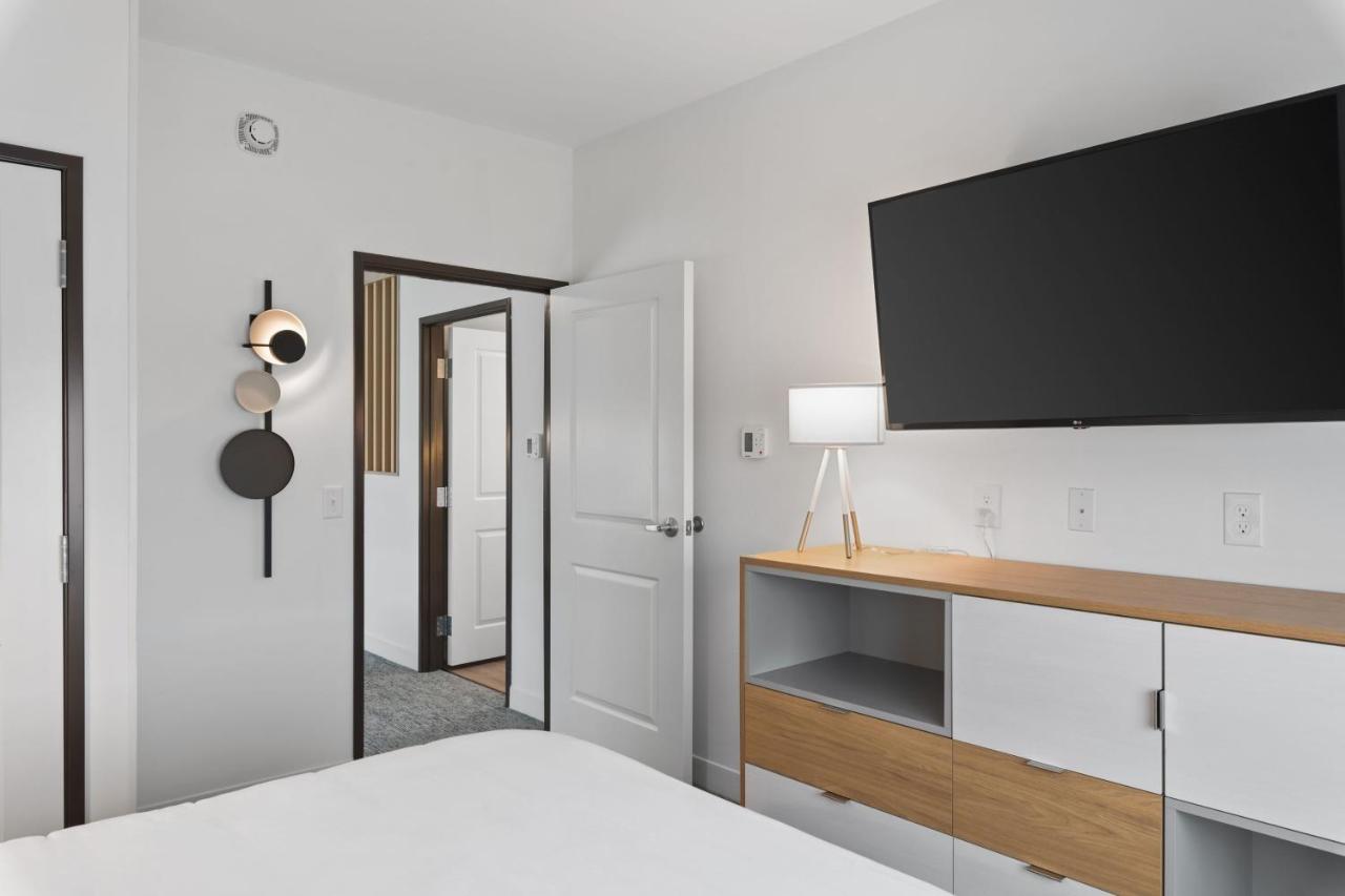 Towneplace Suites By Marriott White Hall Екстериор снимка