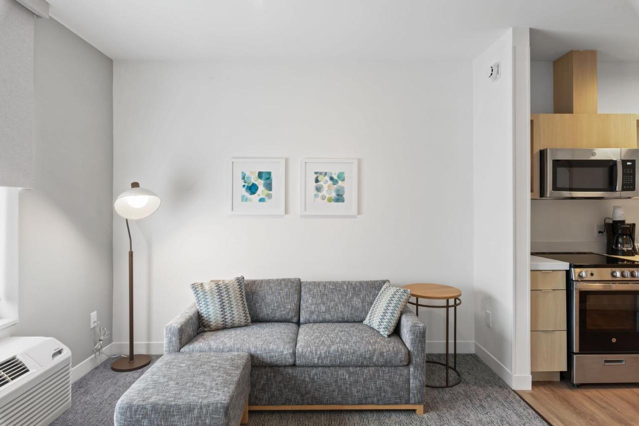 Towneplace Suites By Marriott White Hall Екстериор снимка