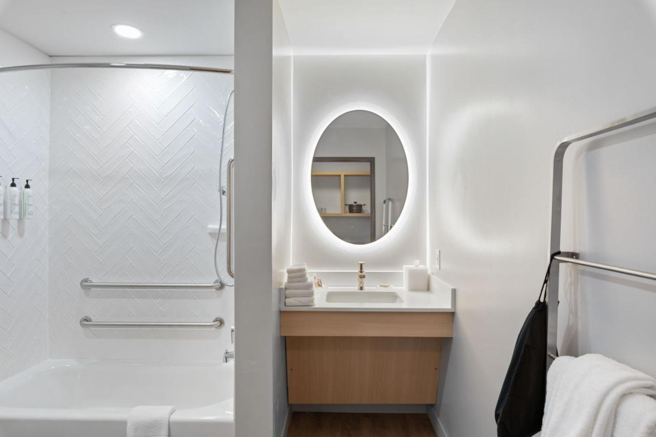 Towneplace Suites By Marriott White Hall Екстериор снимка
