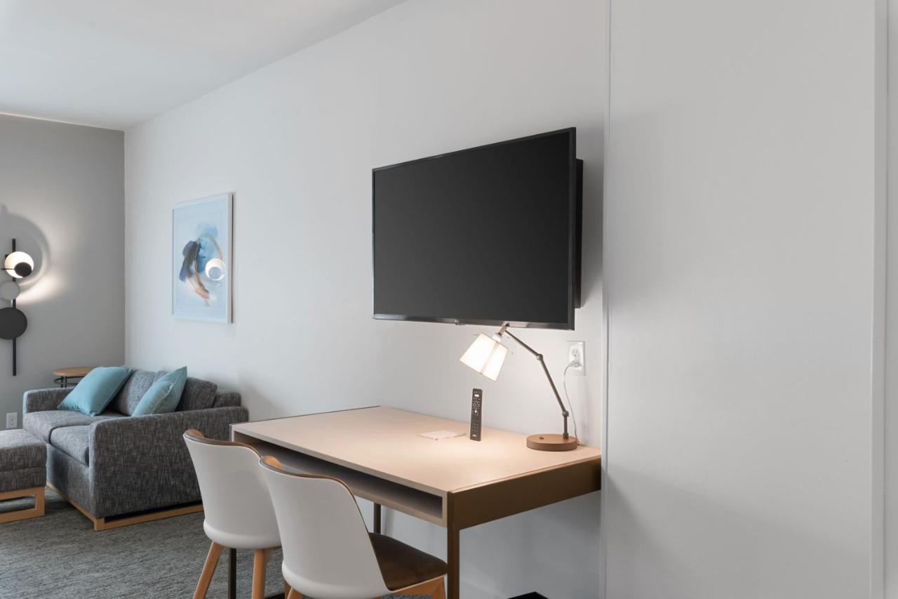Towneplace Suites By Marriott White Hall Екстериор снимка