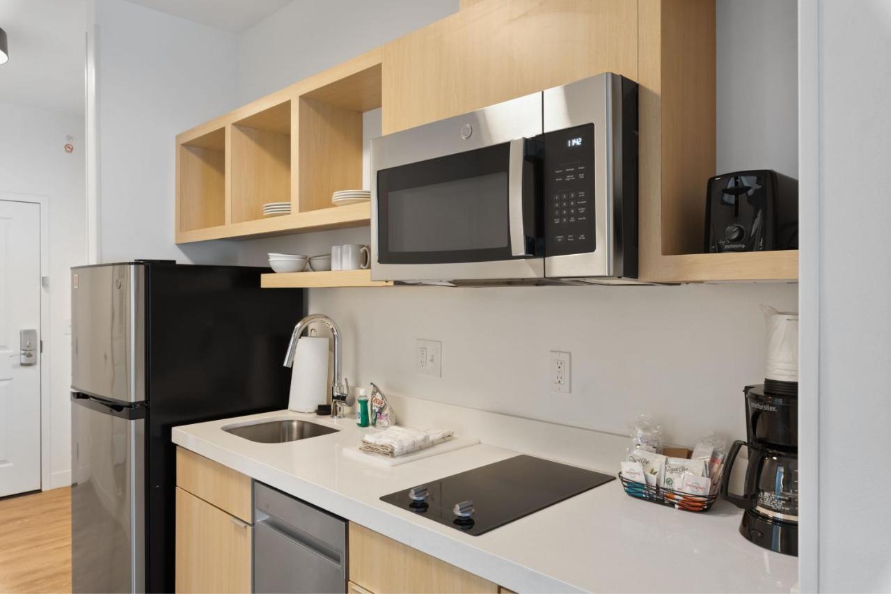 Towneplace Suites By Marriott White Hall Екстериор снимка