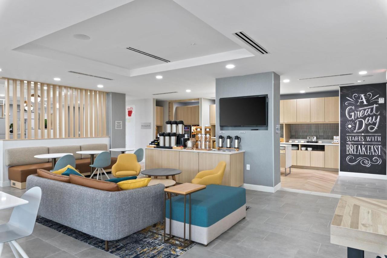 Towneplace Suites By Marriott White Hall Екстериор снимка