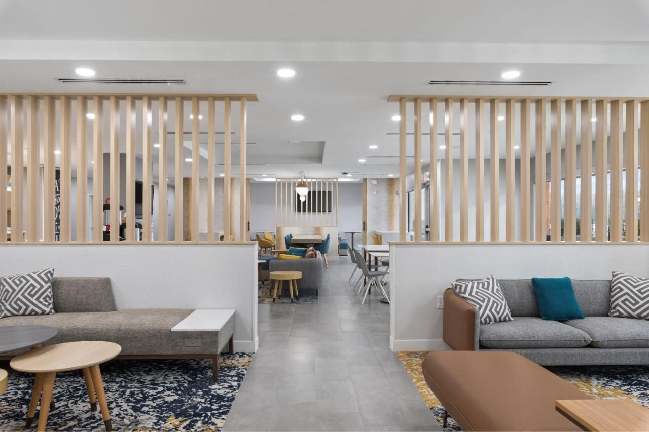 Towneplace Suites By Marriott White Hall Екстериор снимка